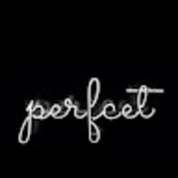 Meet your Posher, Viola - Picture 1 of 1